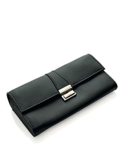 Tjenerpung i syntetisk læder - holdbart og stilfuldt til servering af drinks.